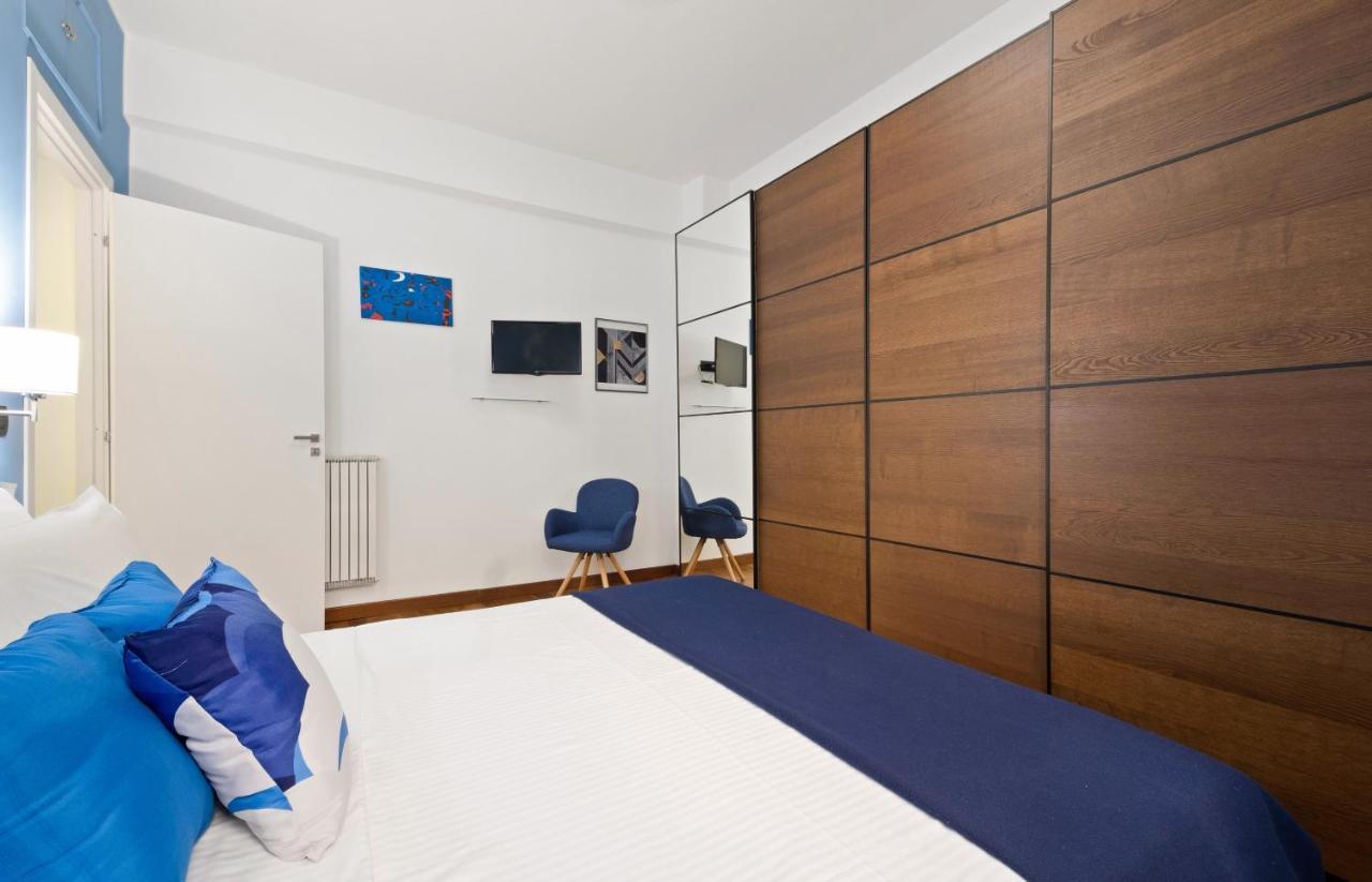 3 Bed Modern Flat - 15 Minutes Walk To Colosseum Рим Екстер'єр фото