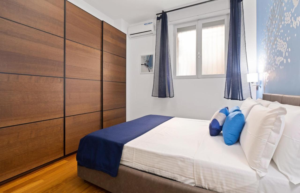 3 Bed Modern Flat - 15 Minutes Walk To Colosseum Рим Екстер'єр фото